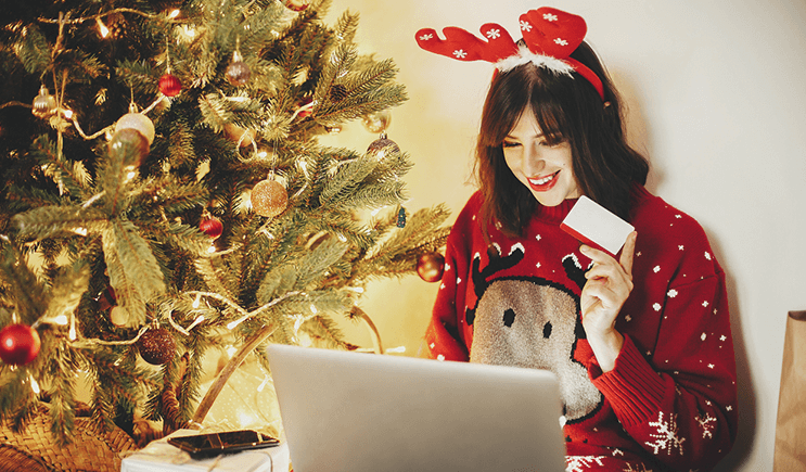 How to save money while buying Christmas presents How to save money while buying Christmas presents